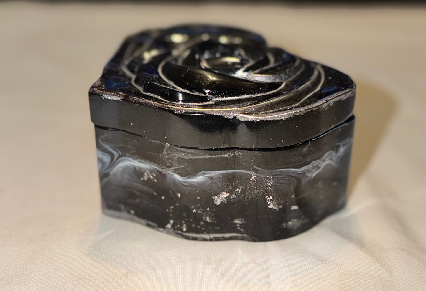 ROSE HEART BOX