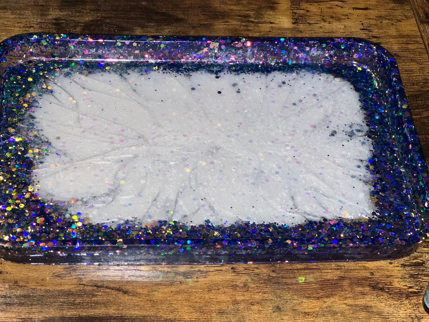 CUSTOMIZABLE TRAY